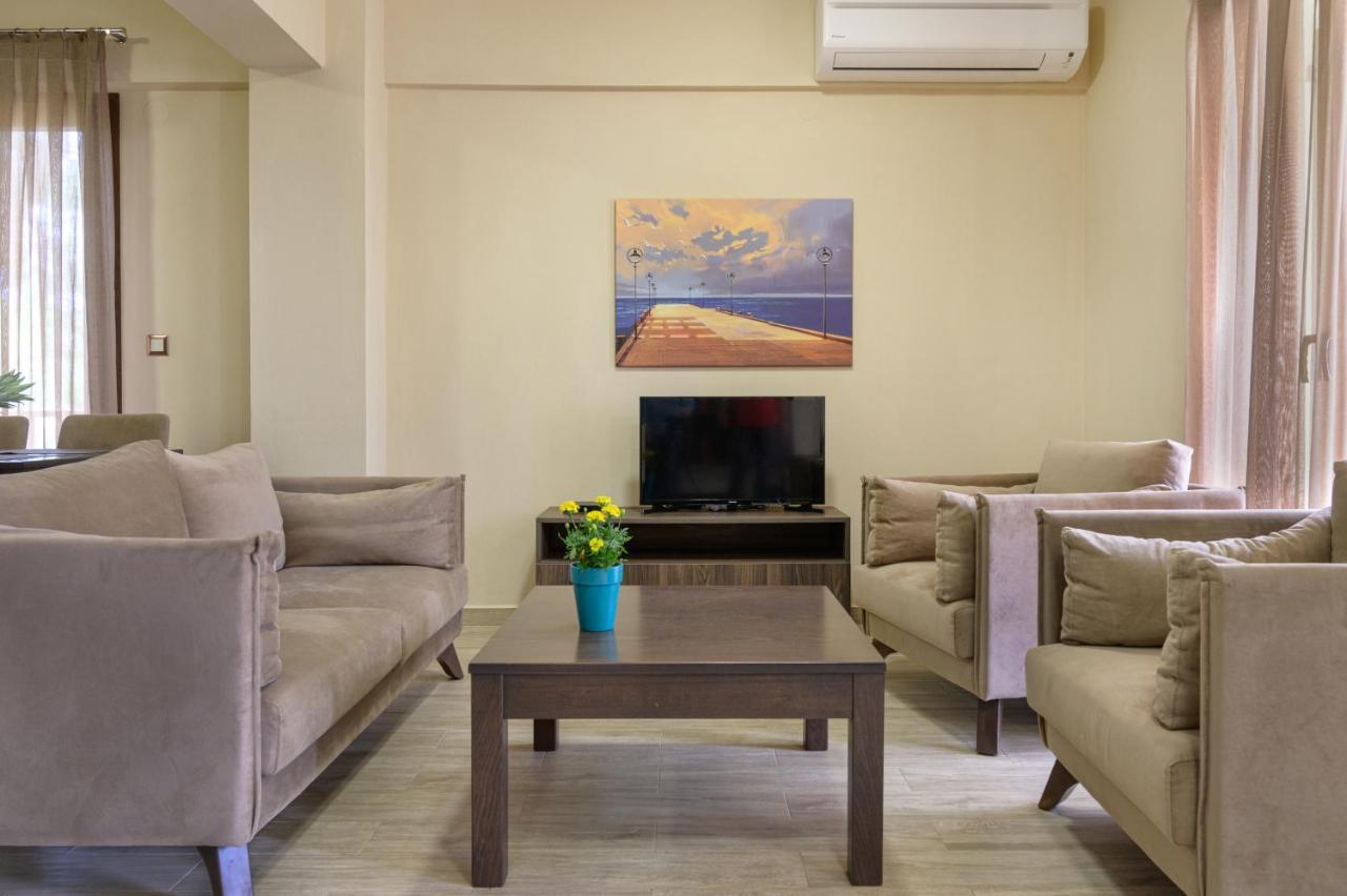 Tavani Villas Nea Roda Exterior photo